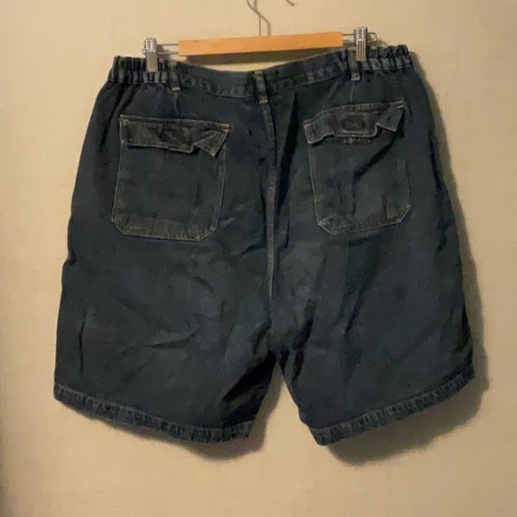 Faded Glory Blue Cargo Shorts with Relaxed Fit - Picture 2 of 5